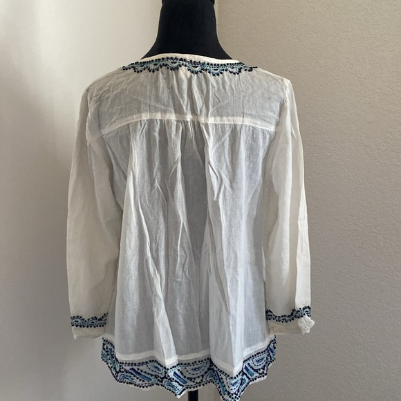 Beautiful beaded tunic blouse from Luna Moon size S blue and off white hue - Picture 4 of 8